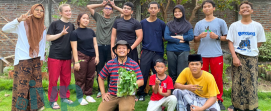 Supporting Community Urban & Peri Urban Permaculture Gardens in Semarang